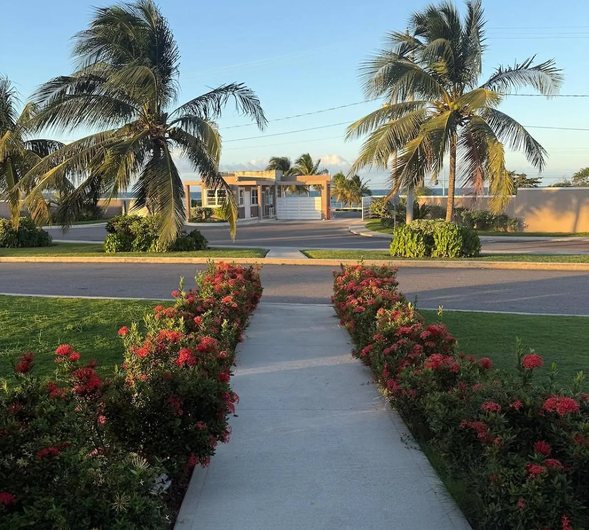 Sunny-Shore Hideaway Lucea Dom wakacyjny